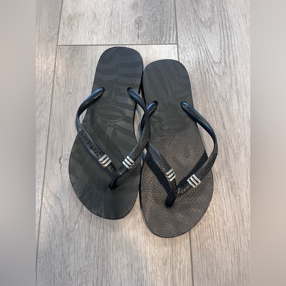 Havaianas Classic Black Sandals